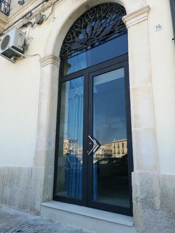Apartament La Casa Sulla Darsena Syrakuzy Zewnętrze zdjęcie